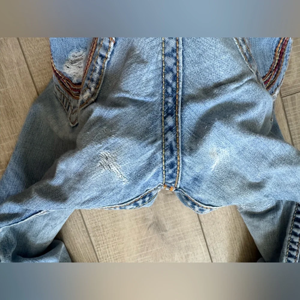 Vintage True Religion Rainbow Joey Distressed Horseshoe Pocket Jeans low rise